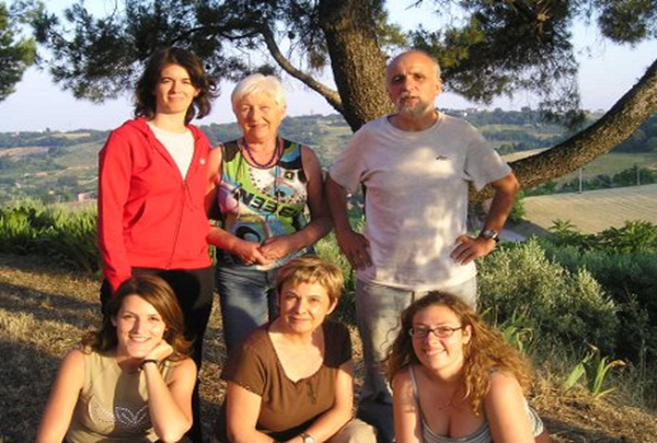 Barbara, Silvana, Cesare, Irene, Adriana & Anna – Civitanova 2005.